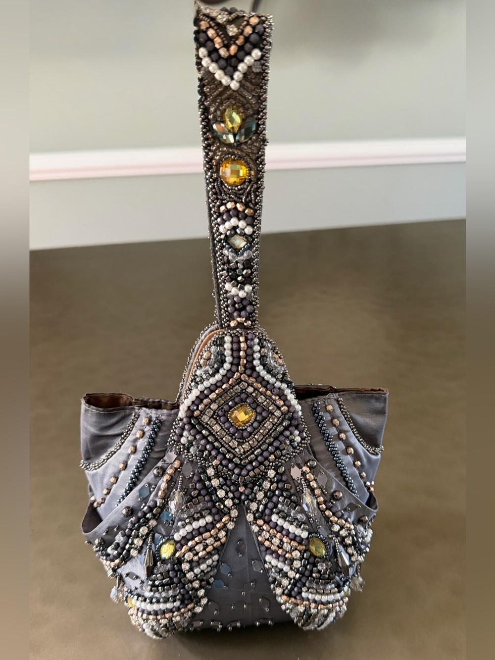 Mary Frances Beaded Gray Evening Wristlet Handbag, Magnetic Closure - Picture 2 of 14
